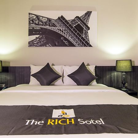 The Rich Sotel Krabi town Esterno foto