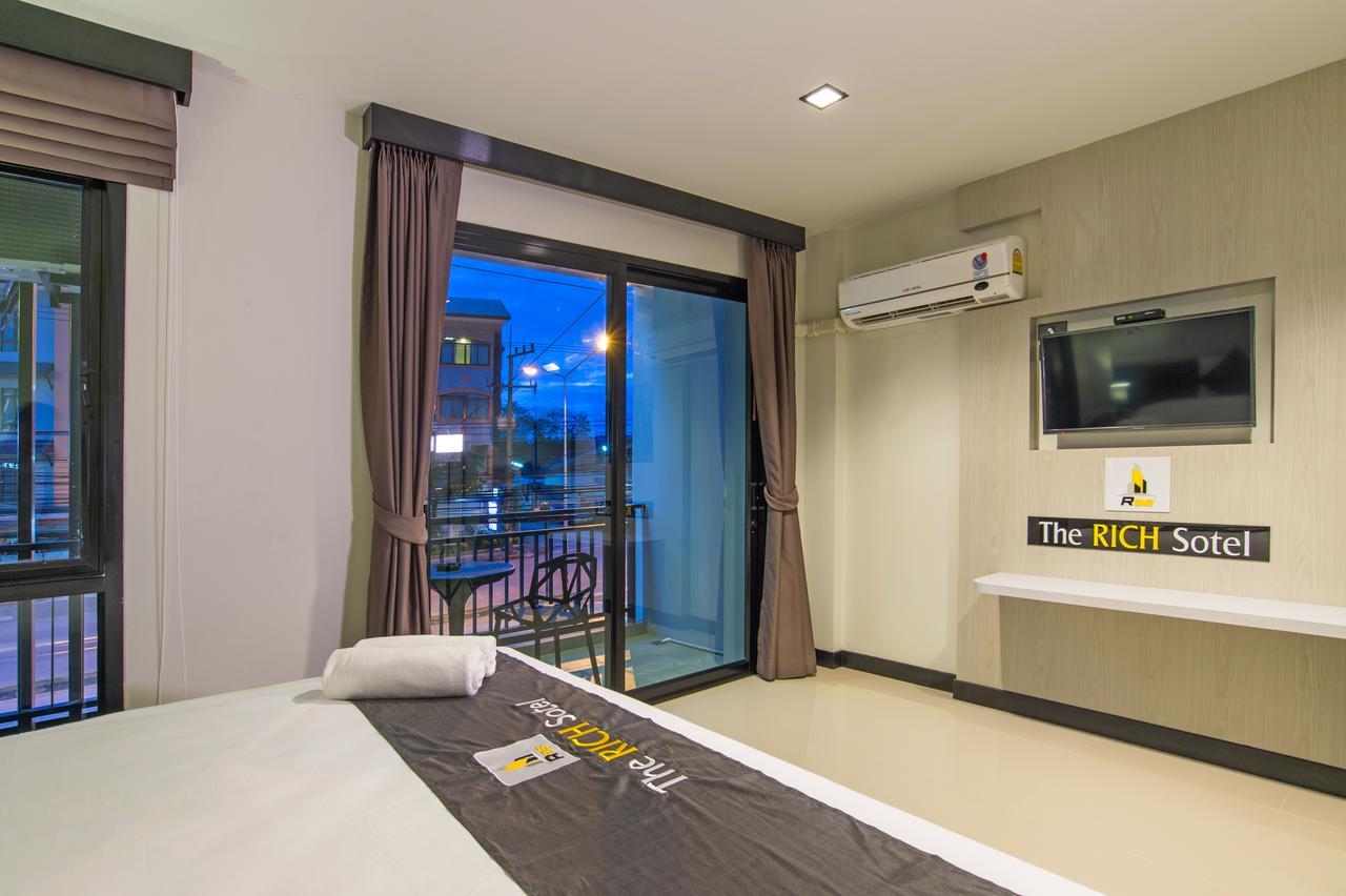 The Rich Sotel Krabi town Esterno foto