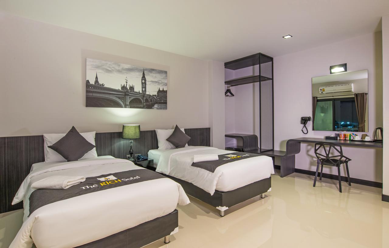 The Rich Sotel Krabi town Esterno foto